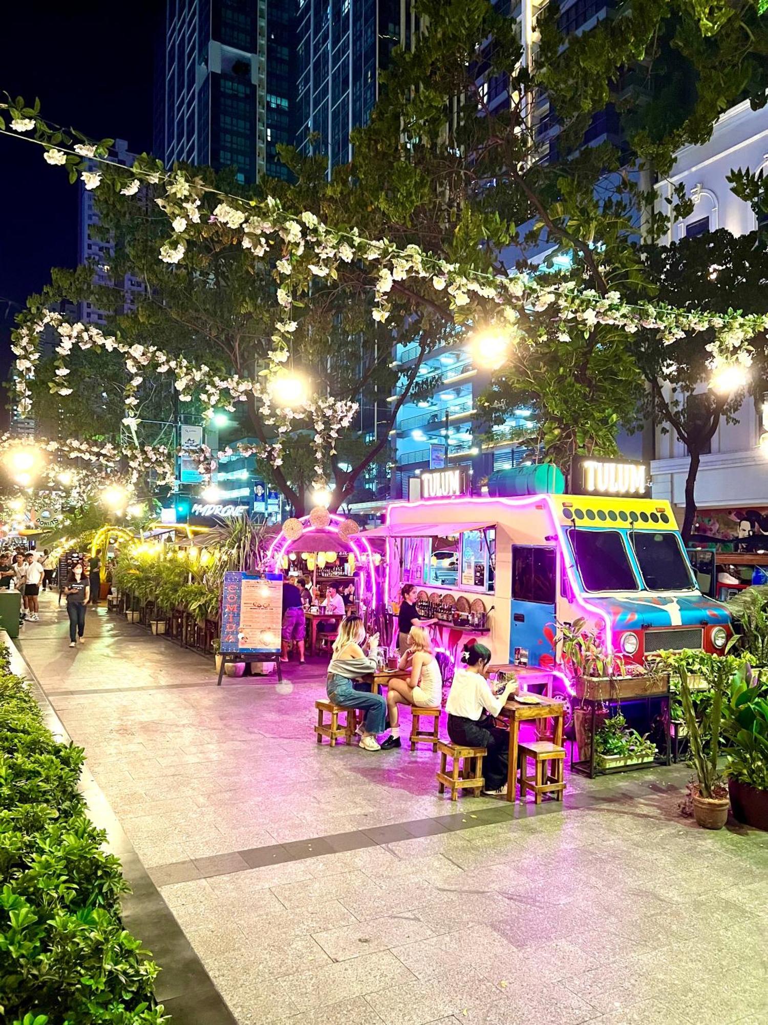 Daniella'S Modern & Cozy Suite In Uptown Bgc Manila Zewnętrze zdjęcie
